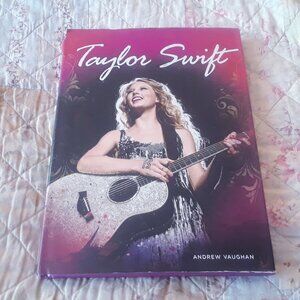 2011 Taylor Swift Hardcover Book